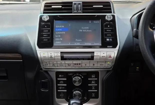 Toyota Land Cruiser Prado 3.0 190hp 2019 Silver