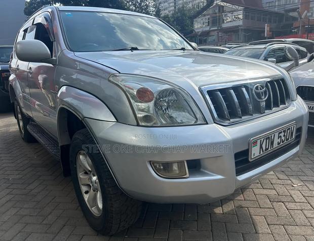 Toyota Land Cruiser Prado 2004 Silver