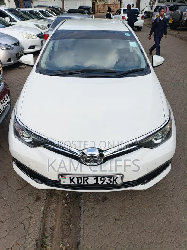 Toyota Auris 2016 White