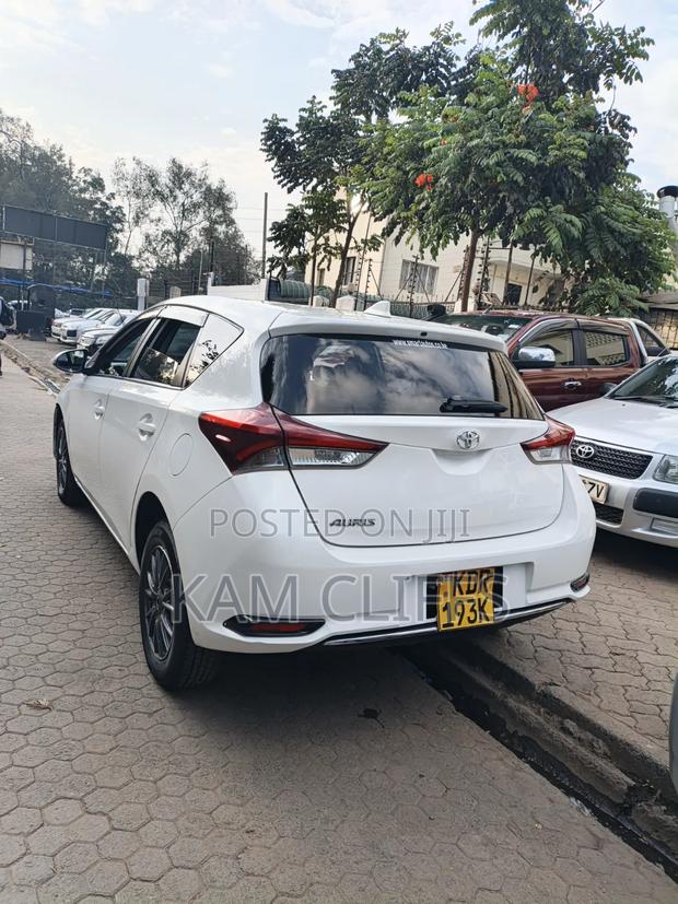 Toyota Auris 2016 White