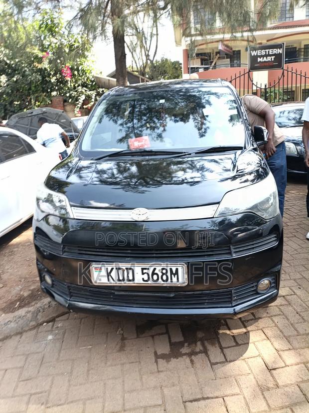 Toyota Spade 2014 Black