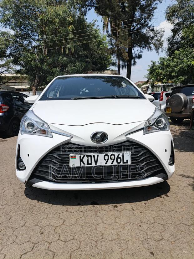 Toyota Vitz 2018 White