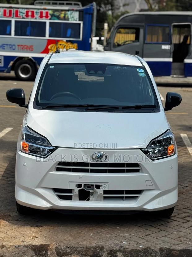 Daihatsu Mira 2019 White