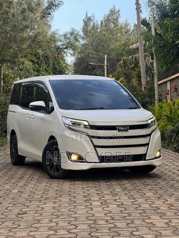 Toyota Noah 2019 White