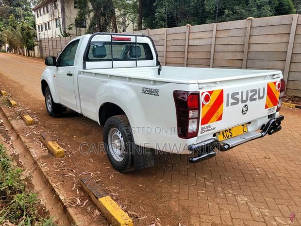 Isuzu D-MAX 2018 White
