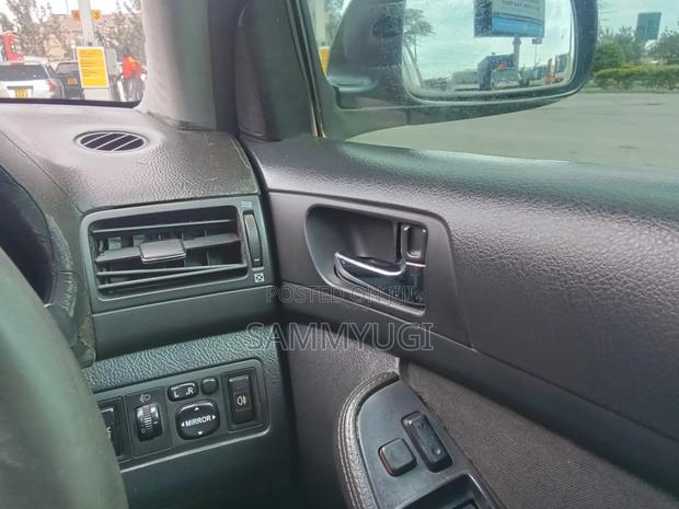 Toyota Avensis 2.0 VVT-i Sol 2006 Silver