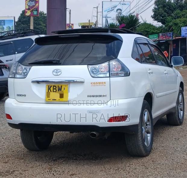 Toyota Harrier 2006 White
