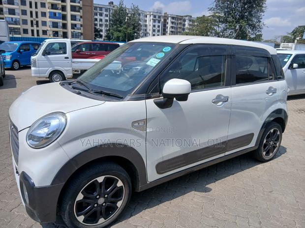 Daihatsu Cast 2019 Beige