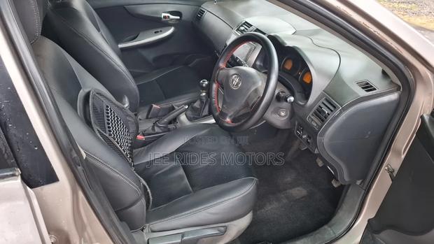 Toyota Corolla 2006 Pink