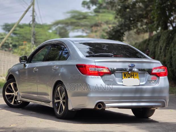 Subaru Legacy 2015 Silver