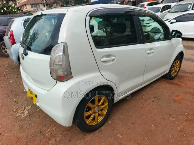 Toyota Passo 2015 White