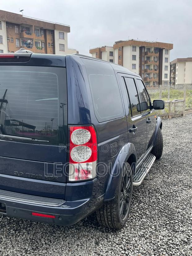 Land Rover Discovery 2009 Blue