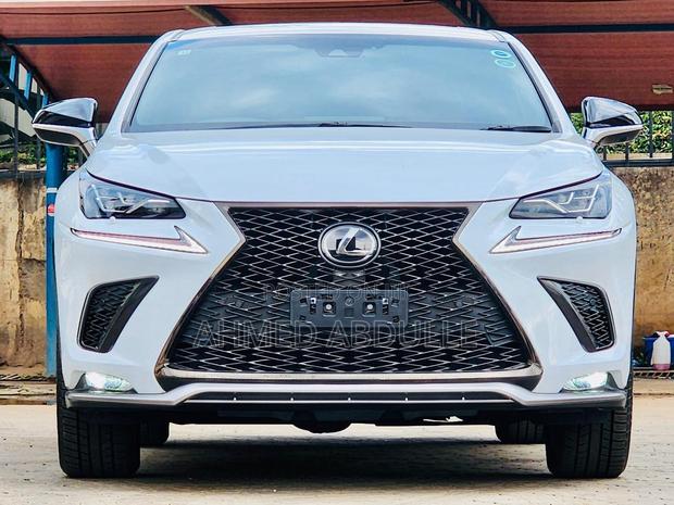 Lexus NX 300 FWD 2018 Pearl