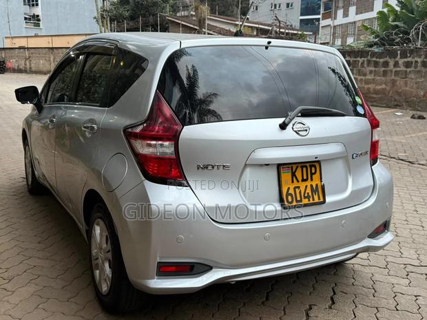 Nissan Note 2017 Silver