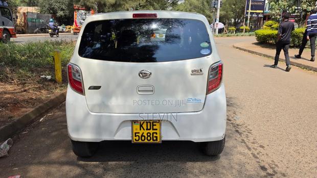 Daihatsu Mira 2014 White