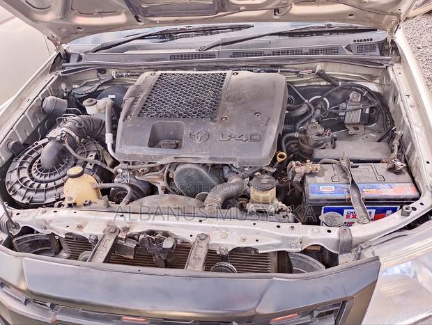 Toyota Hilux 2007 Silver