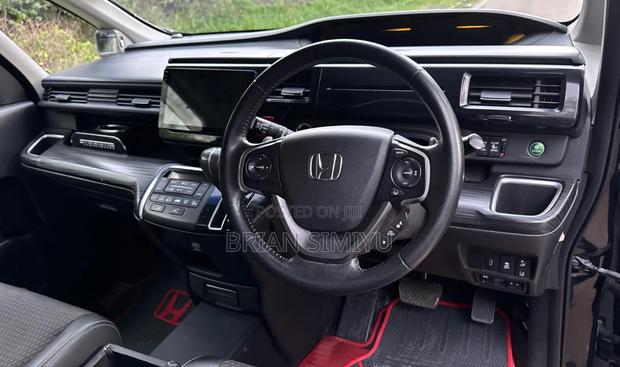 Honda Stepwgn 2016 Black
