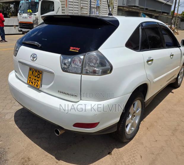 Toyota Harrier 2008 White