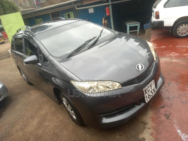 Toyota Wish 2013 Gray