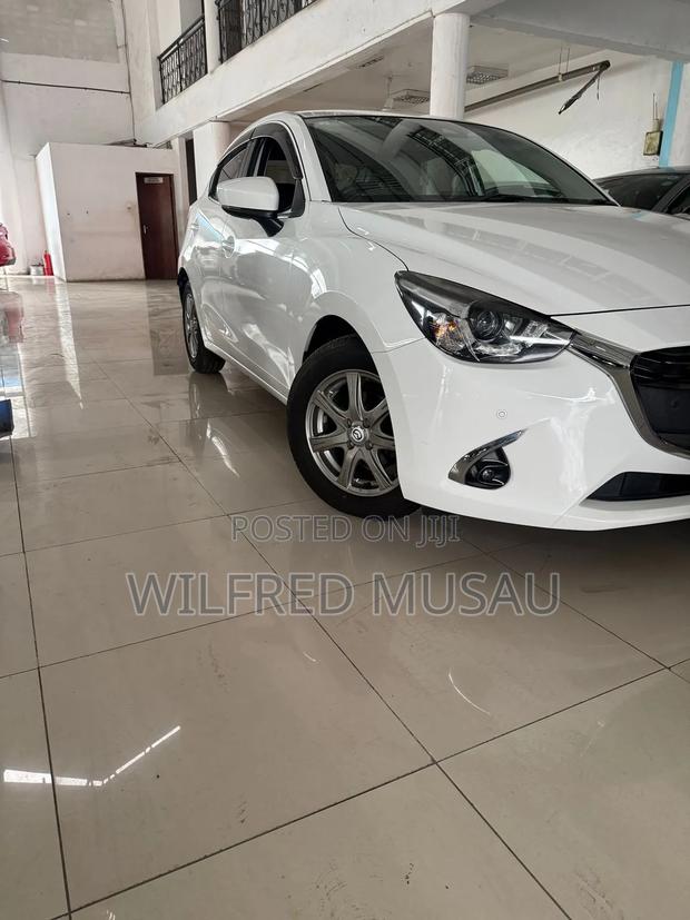 Mazda Demio 2019 White