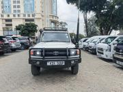 Toyota Land Cruiser 2011 White for sale