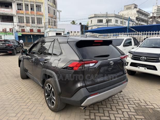 Toyota RAV4 Adventure AWD 2020 Gray