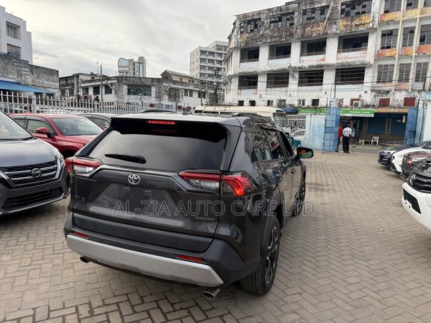Toyota RAV4 Adventure AWD 2020 Gray