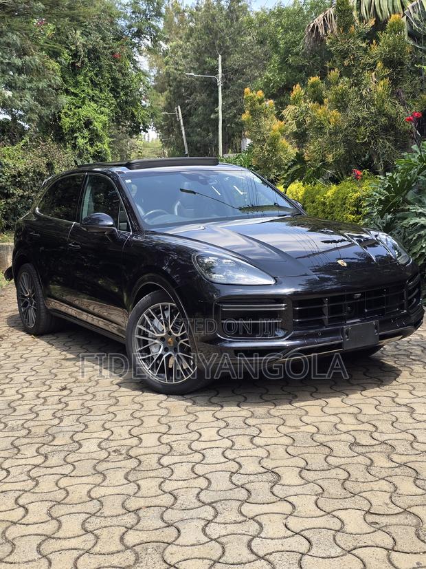 Porsche Cayenne Turbo AWD 2020 Blue
