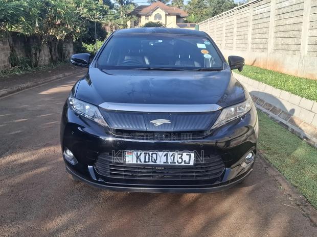 Toyota Harrier 2.0 2017 Matt Black