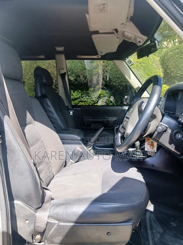 Land Rover Discovery 2005 Gray