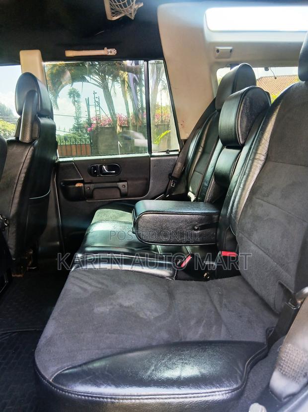Land Rover Discovery 2005 Gray