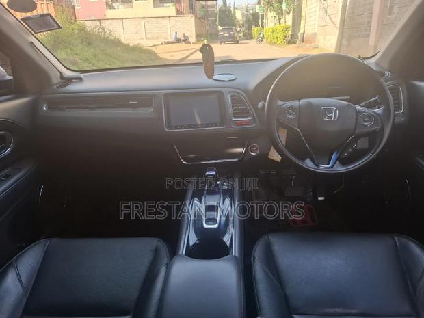 Honda Vezel 2015 White