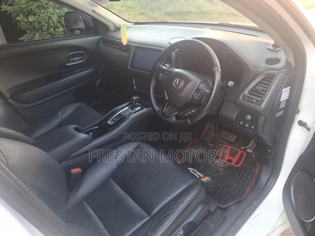 Honda Vezel 2015 White