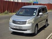 Toyota Noah 2012 Silver for sale