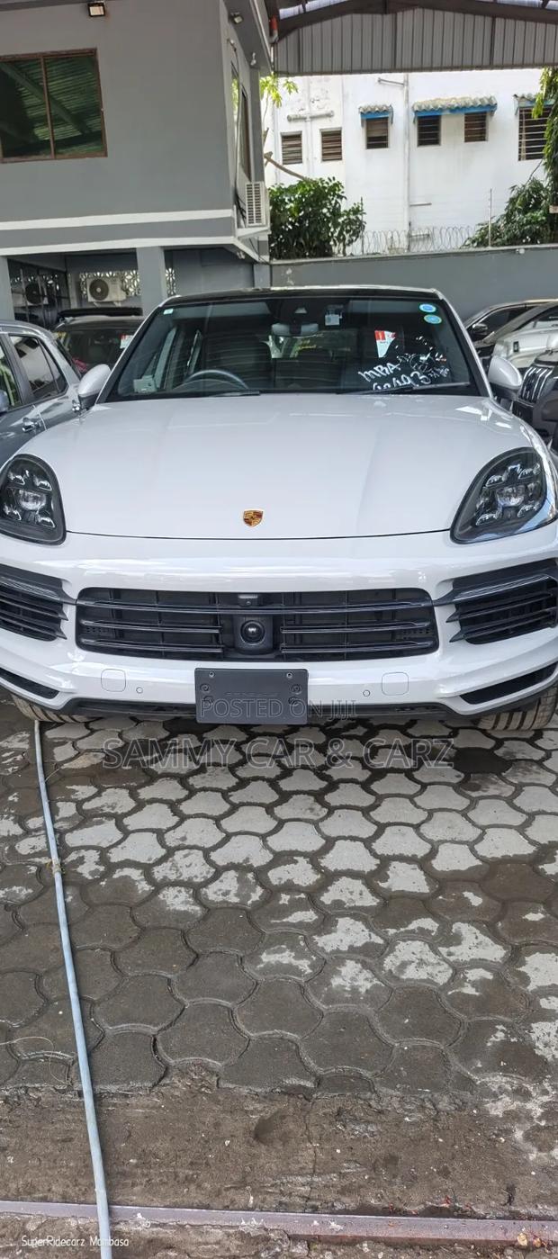 Porsche Cayenne 2021 Gray