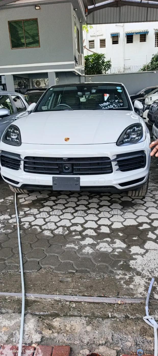 Porsche Cayenne 2021 Gray
