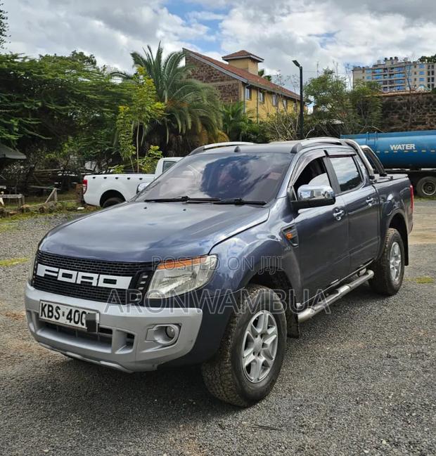 Ford Ranger Wildtrak 2012 Blue