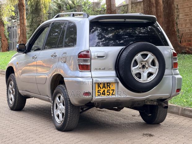 Toyota RAV4 2001 Silver