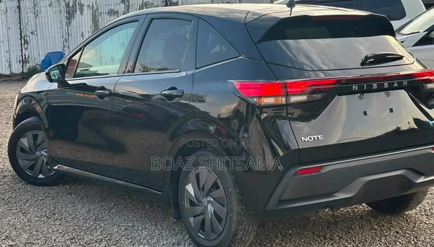 Nissan Note 1.2 Hybrid 2021 Black