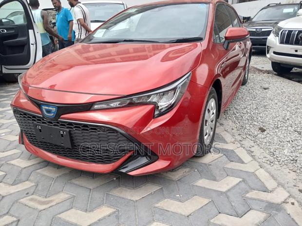 Toyota Corolla 2020 Orange