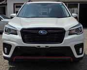 Subaru Forester 2019 White for sale