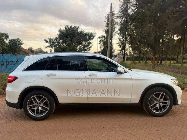 Mercedes-Benz GLC-Class 2019 White