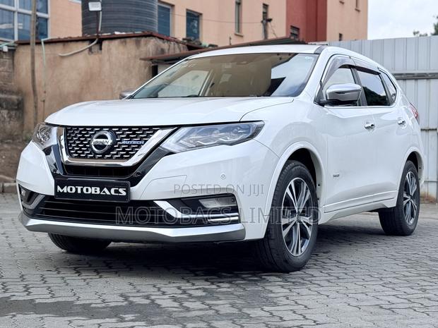 Nissan X-Trail 2.0 Hybrid AWD 2019 White