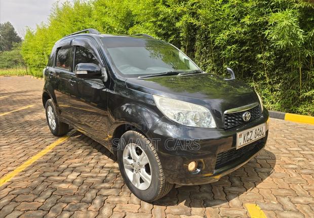 Toyota Rush 2012 Black