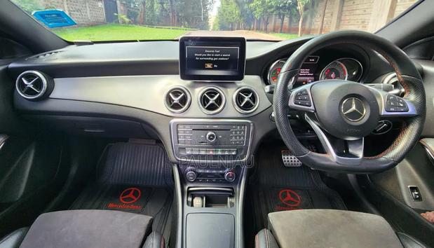 Mercedes-Benz C180 2016 White