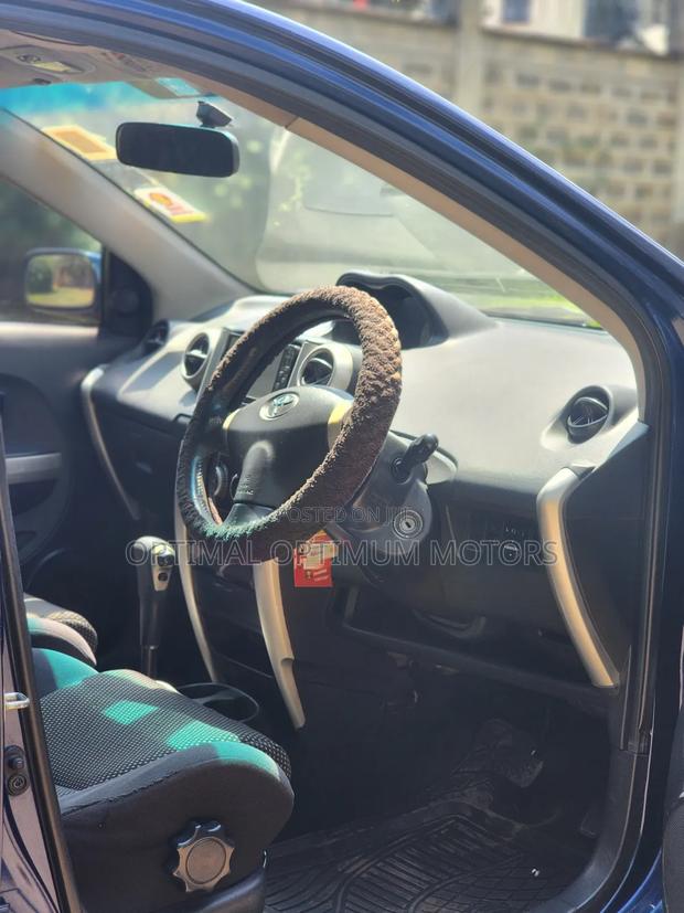 Toyota IST 2005 Blue