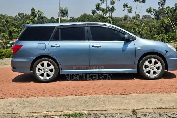 Nissan Wingroad 2015 Blue