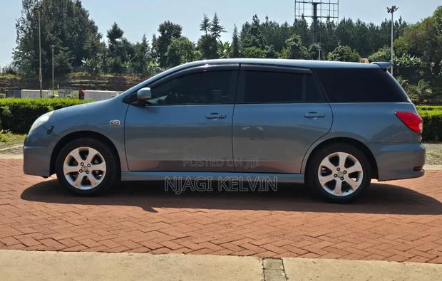 Nissan Wingroad 2015 Blue