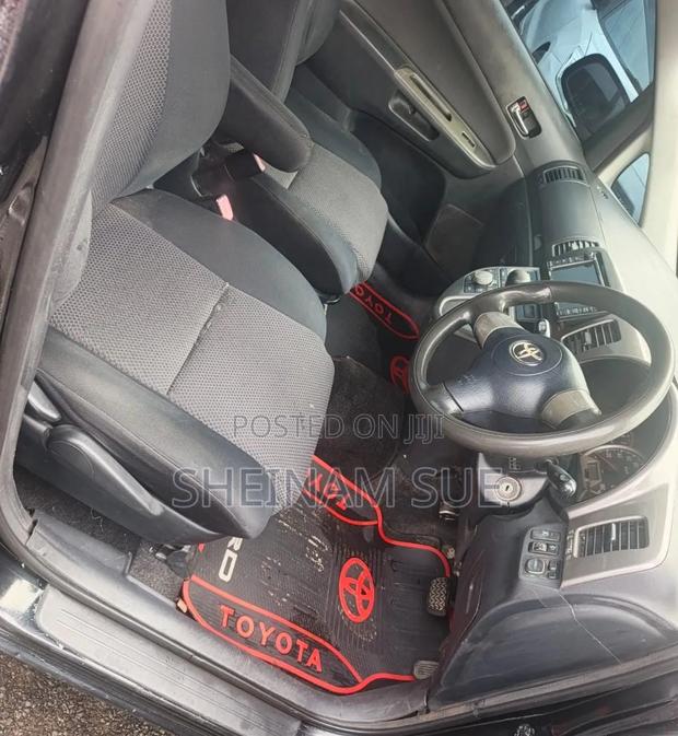 Toyota Wish 2011 Black