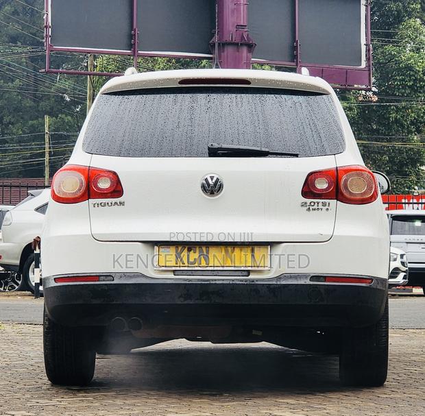 Volkswagen Tiguan S 4Motion 2010 White